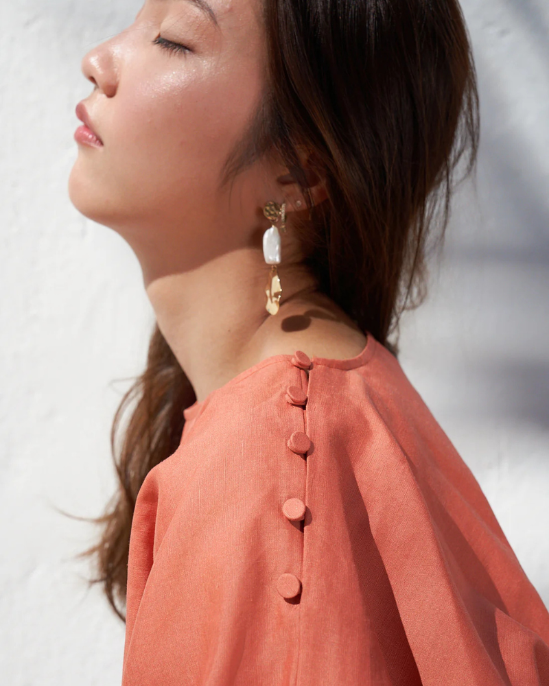 SOL - Summer Linen: Batwing Cropped Top