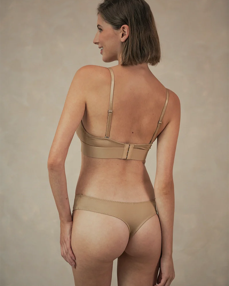Mia Thong (Perk by Kate)